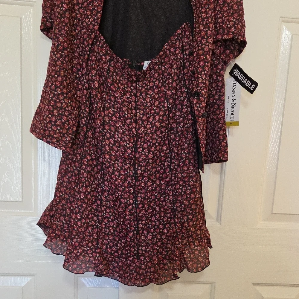 90s Vintage Danny & Nicole Burgundy Pink Floral Short Sleeve Top and Skirt Set - Picture 4 of 5
